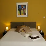 City Residence Apartment Hotel 4*