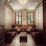 City Residence Apartment Hotel 4*