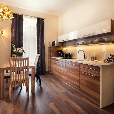 City Residence Apartment Hotel 4*