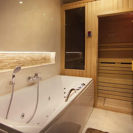 City Residence Apartment Hotel Koszyce