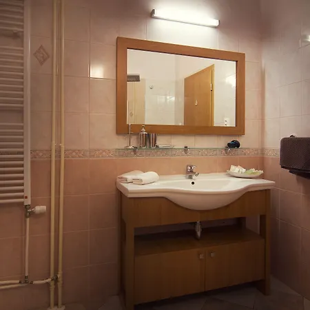 City Residence Apartment Hotel 4*