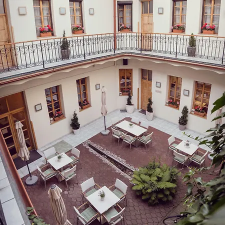 Hotel City Residence Apartment Hotel 4*