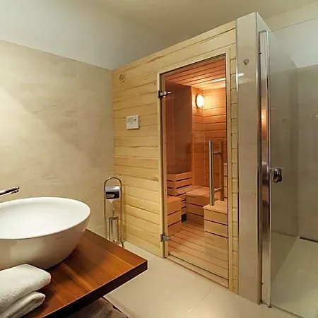 City Residence Apartment Hotel Hotel