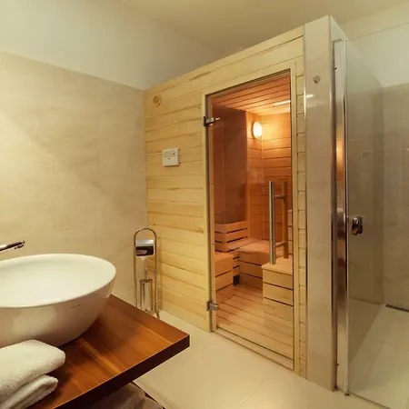 City Residence Apartment Hotel Hotel